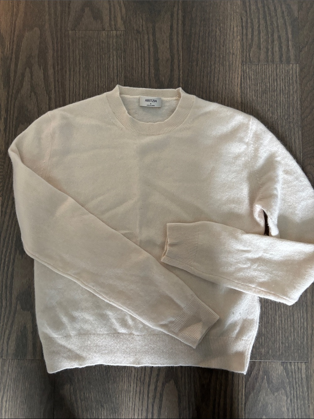 Aritzia Men's Cream-Colored Crewneck Sweater